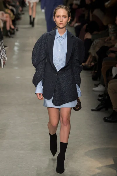 Look 23
